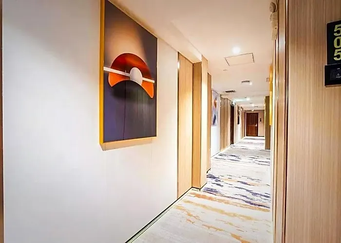 Towns Well Hotel